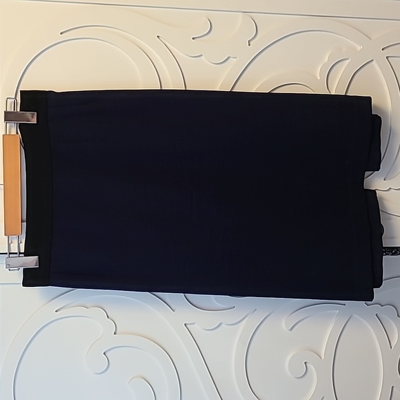 🌟3 for $30 🌟 Navy Skirt - 2X - Picture 1 of 8
